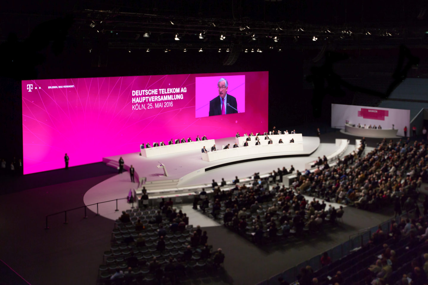 Hauptversammlung der Deutschen Telekom POOLgroup full service event
