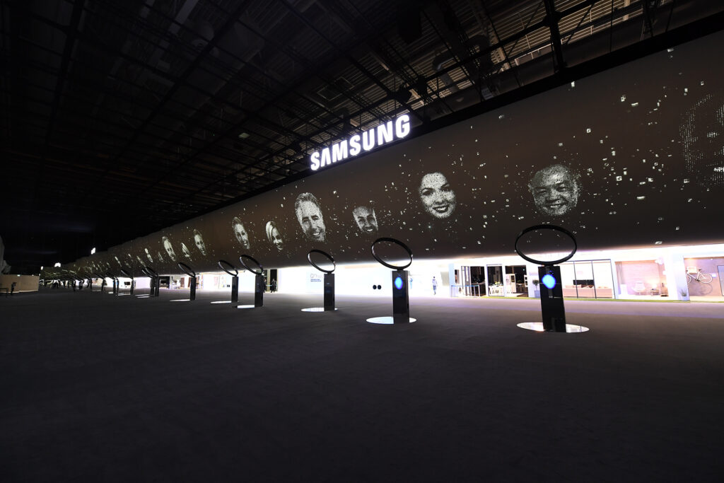 Samsung <br>Brand Experience